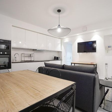 Modern Flat Close To The Eiffel Tower Paris Exterior foto