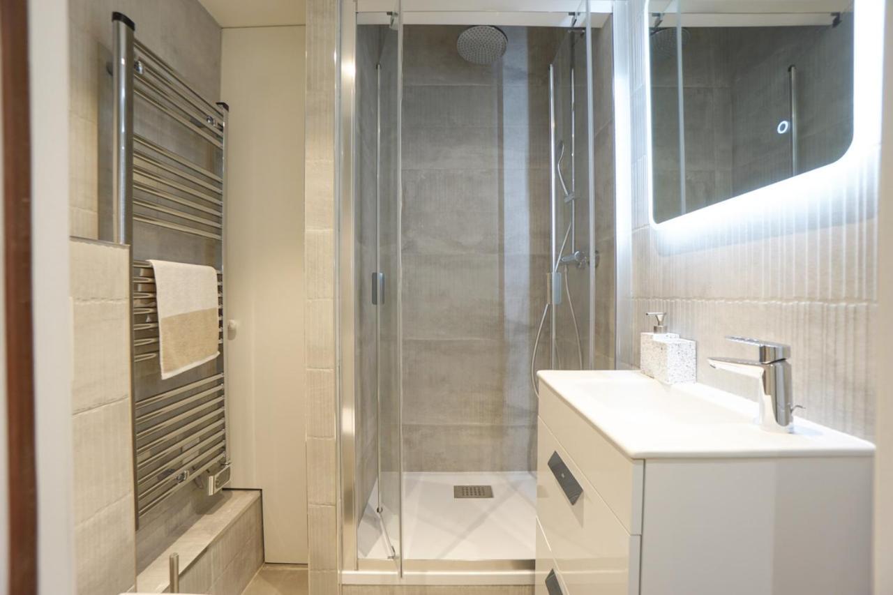 Modern Flat Close To The Eiffel Tower Paris Exterior foto