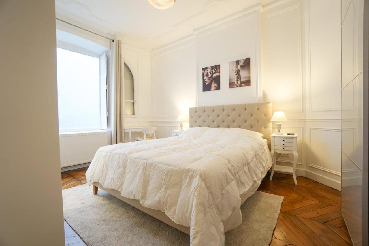 Modern Flat Close To The Eiffel Tower Paris Exterior foto
